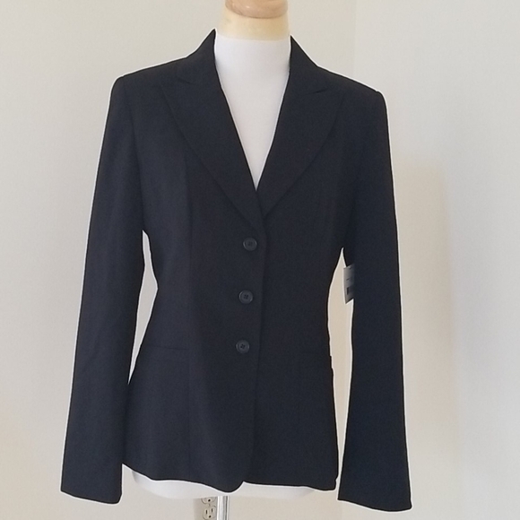 NWT! Tahari SZ 10,black Barbara jacket .